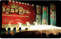 演 出 设 备.jpg